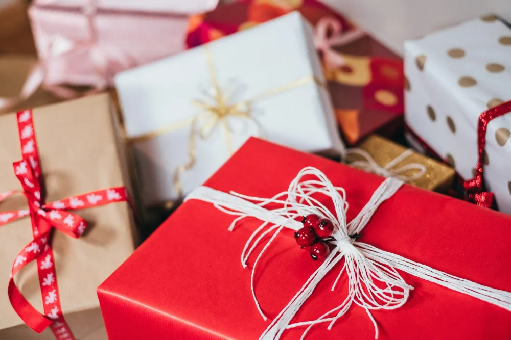 DLA Partners Luxury Property Services in Natai since 2005 Christmas Gifts For Your Customers And Team 1 Scaled